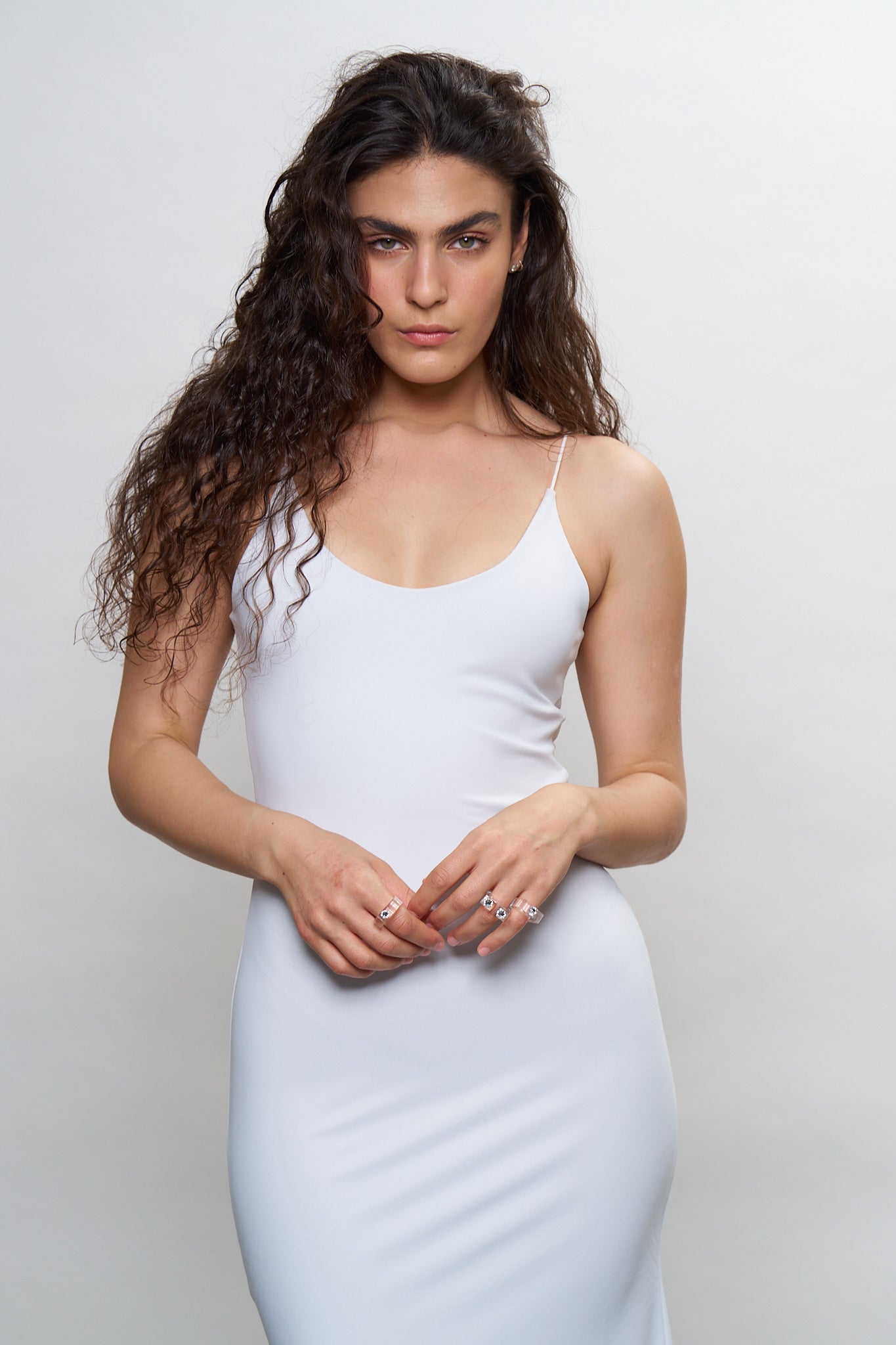 CLASSIC MAXI WHITE STONE DRESS